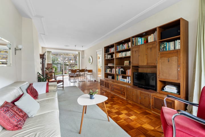 Foto 10 van Adrianalaan 181