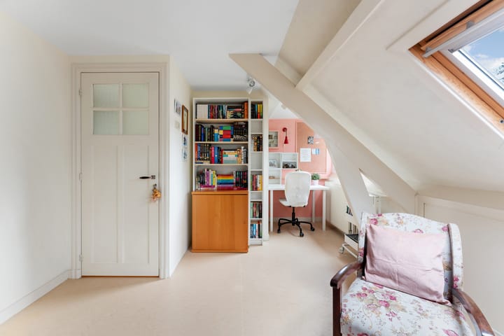 Foto 37 van Adrianalaan 181