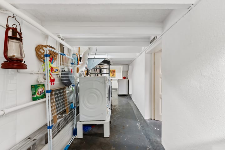 Foto 47 van Adrianalaan 181