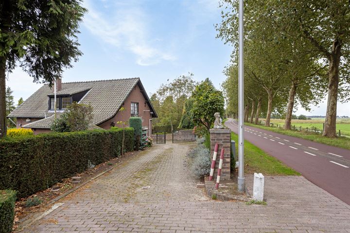 Bekijk foto 33 van Voordijk 61