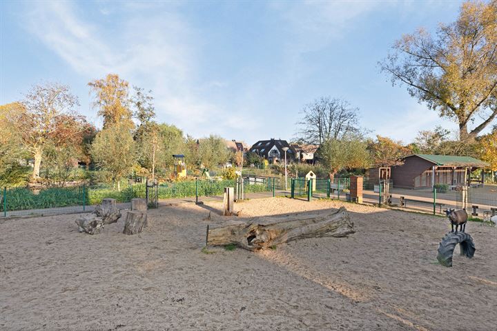 View photo 36 of IJsseldijk 80