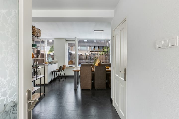 Foto 12 van Heemraadhof 18