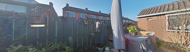 Bekijk 360° foto van Achtertuin van Wilhelminastraat 28