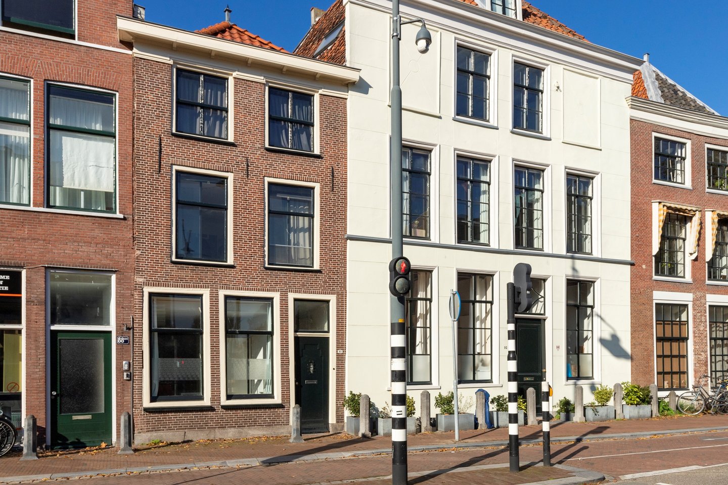 View photo 1 of Hooigracht 90