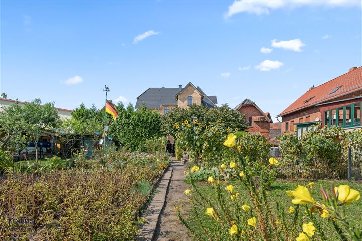 View photo 42 of Bahnhofstraße 239