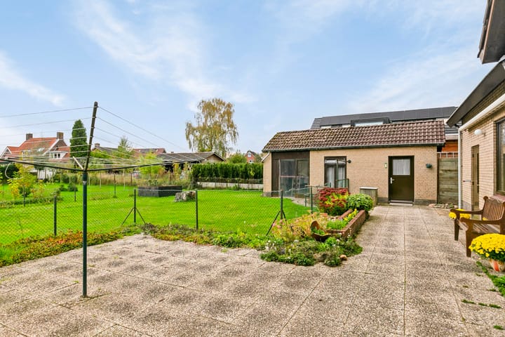 Foto 25 van van Egmondstraat 18