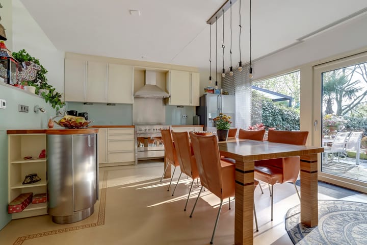 Foto 8 van Koos Vorrinkstraat 8