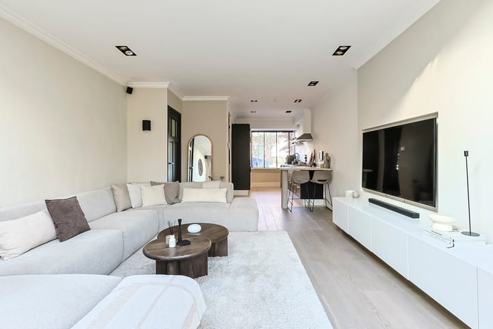 Photo 17 of Ruisdaelstraat 40