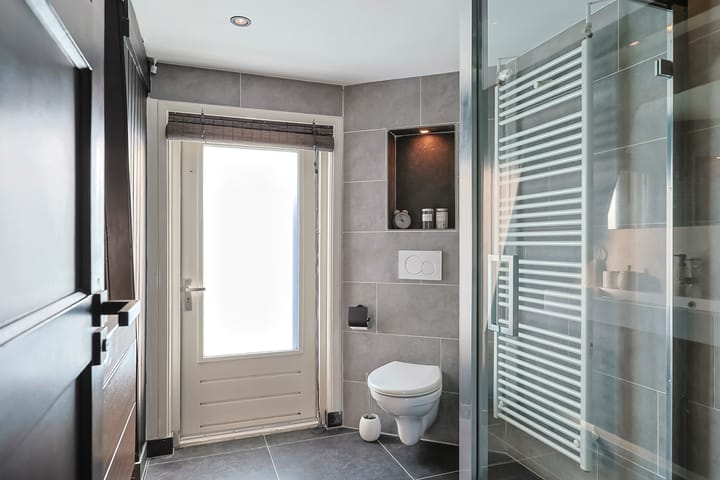 Photo 35 of Ruisdaelstraat 40