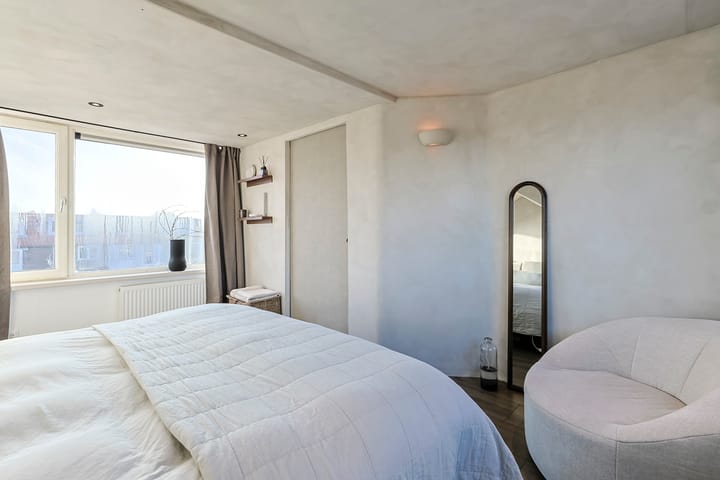 Photo 46 of Ruisdaelstraat 40