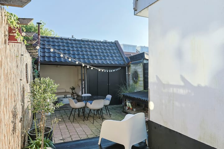 Photo 50 of Ruisdaelstraat 40