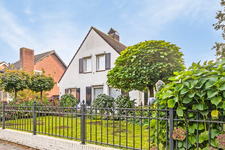 Foto 2 van Pastoor Santfoortstraat 5