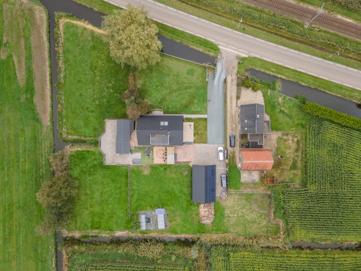 Foto 6 van Parallelweg 39