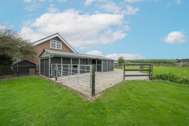 Foto 16 van Parallelweg 39