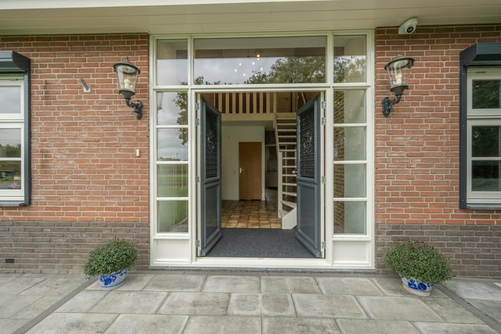 Foto 24 van Parallelweg 39