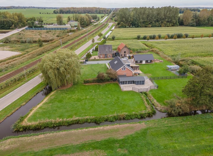 Foto 72 van Parallelweg 39