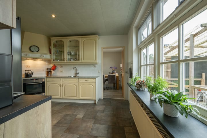 Foto 46 van Parallelweg 39