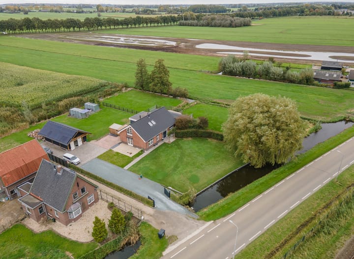 Foto 78 van Parallelweg 39