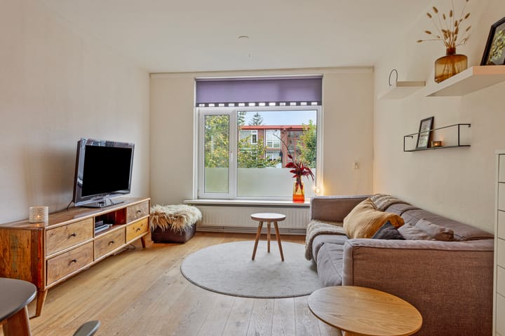 Foto 2 van Nobellaan 8