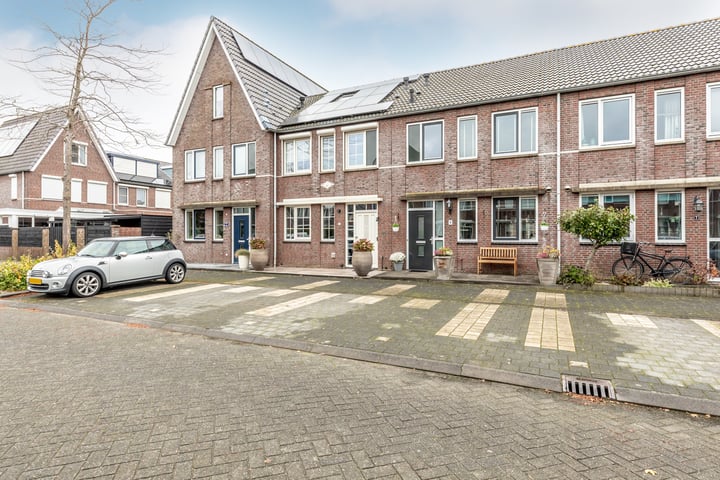 Bekijk foto 45 van Woestijnstraat 5