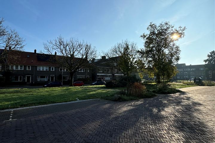 View photo 35 of Groen van Prinstererstraat 40