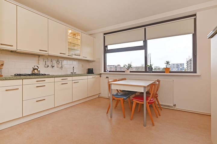 Foto 3 van Monseigneur van Steelaan 149