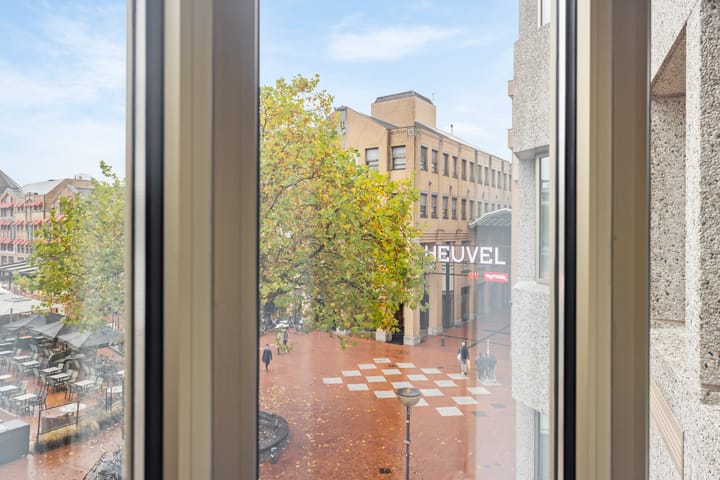 Foto 10 van Markt 16-T