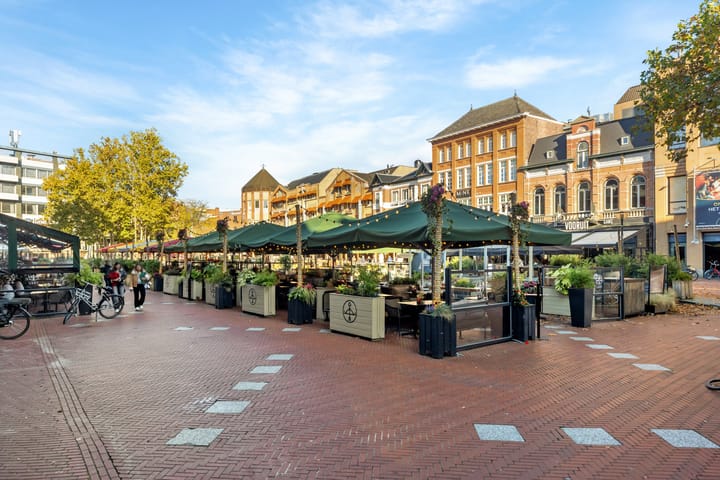 Foto 23 van Markt 16-T