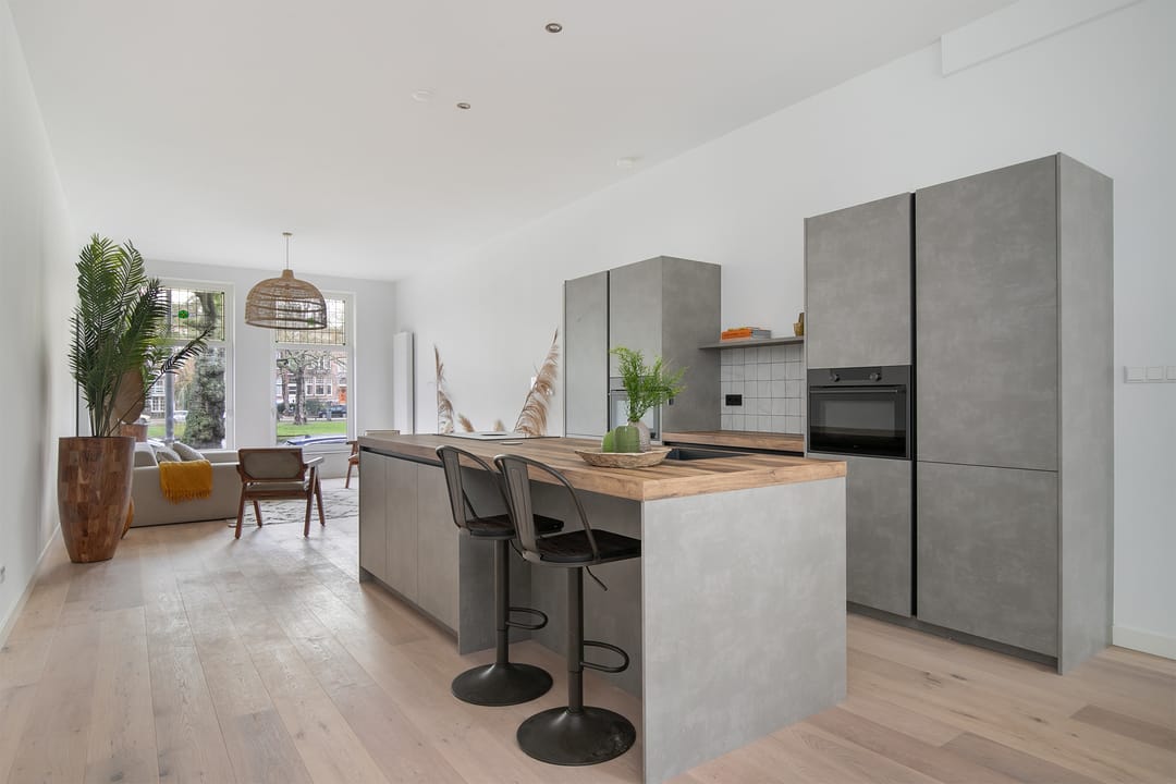 Photo 2 of Heemraadssingel 84-A