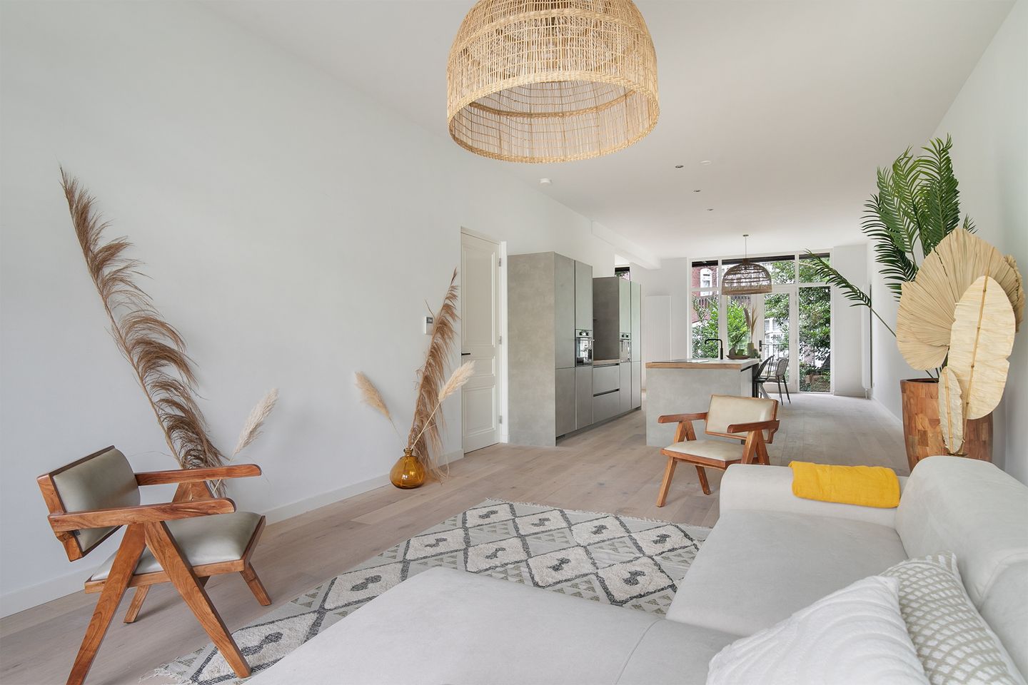 Photo 10 of Heemraadssingel 84-A