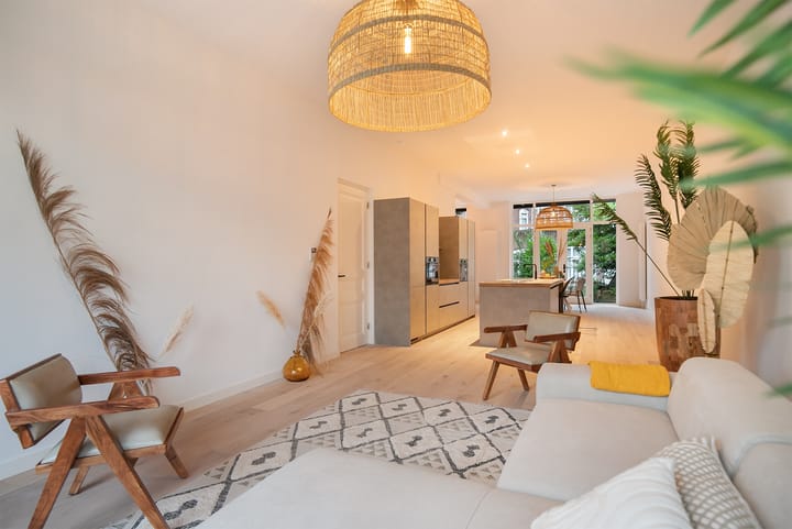 Photo 12 of Heemraadssingel 84-A