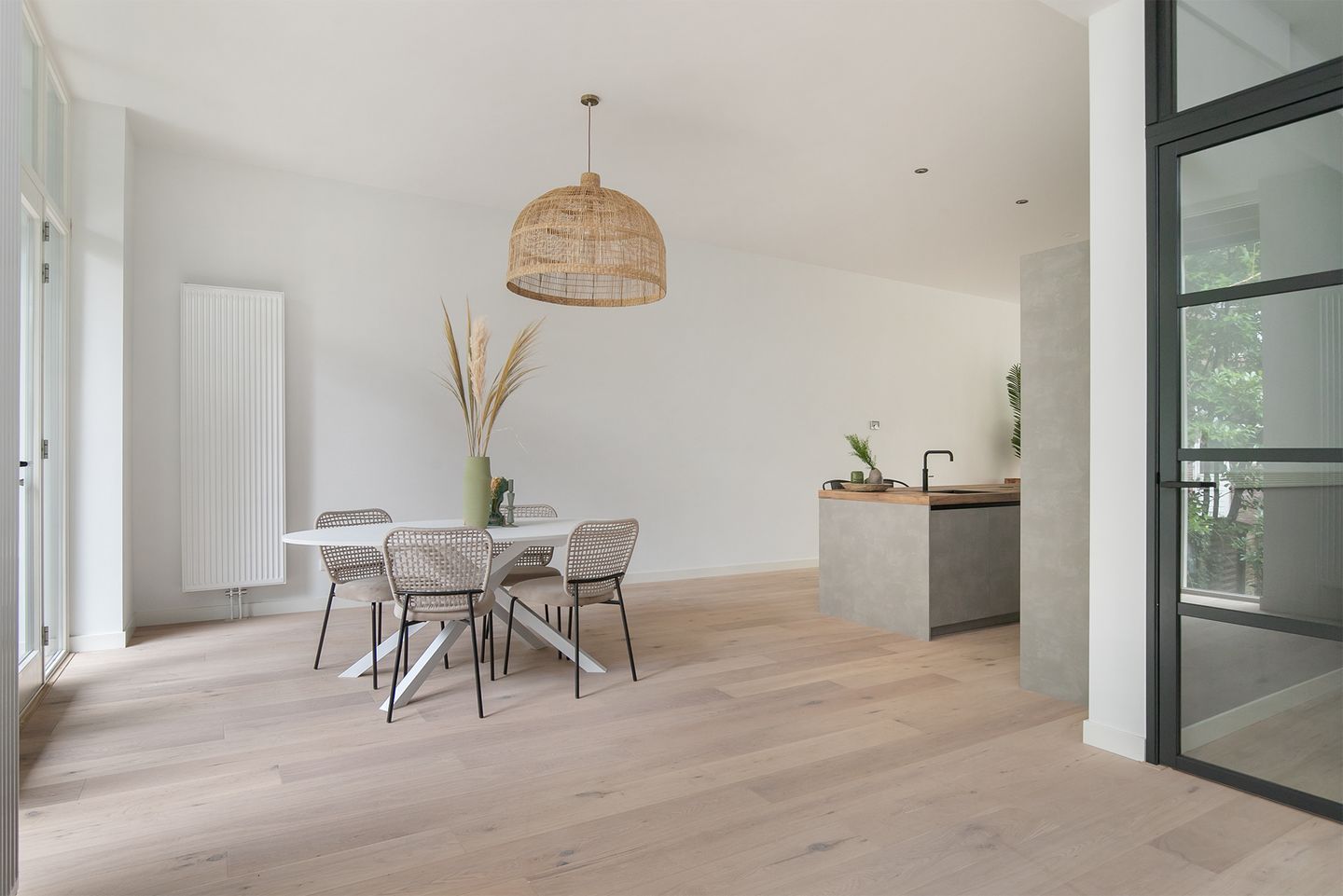 Photo 19 of Heemraadssingel 84-A