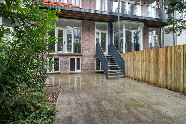 Photo 23 of Heemraadssingel 84-A