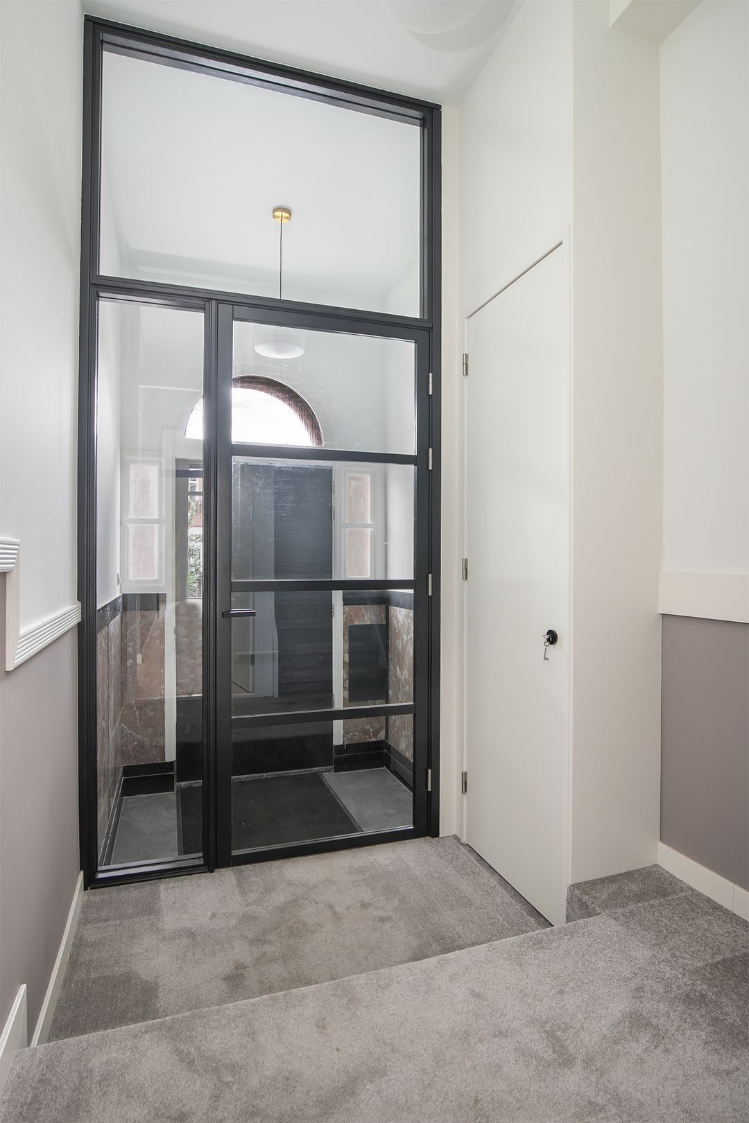 Photo 41 of Heemraadssingel 84-A