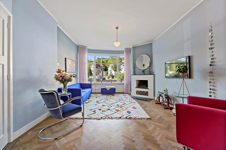 Photo 7 of Oostduinlaan 189