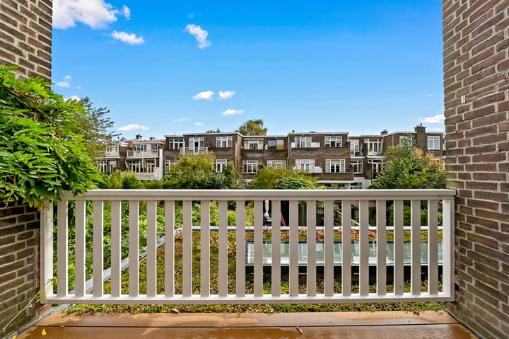 Photo 23 of Oostduinlaan 189