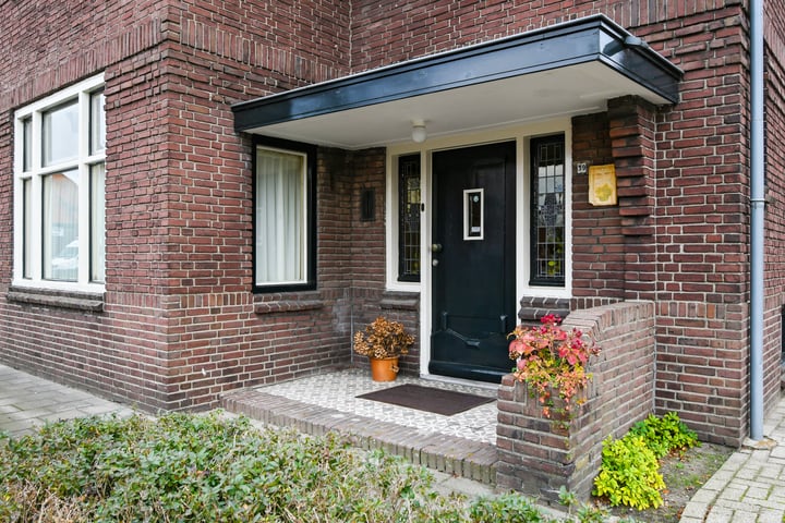 View photo 3 of Kanaalstraat 39