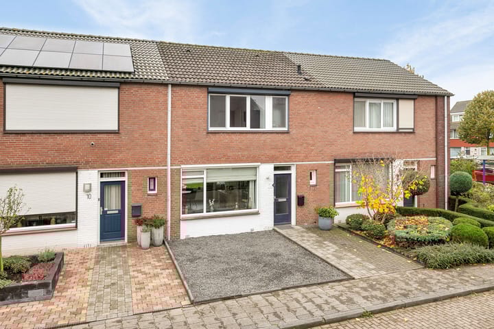 Foto 2 van Minister van Houtenstraat 12