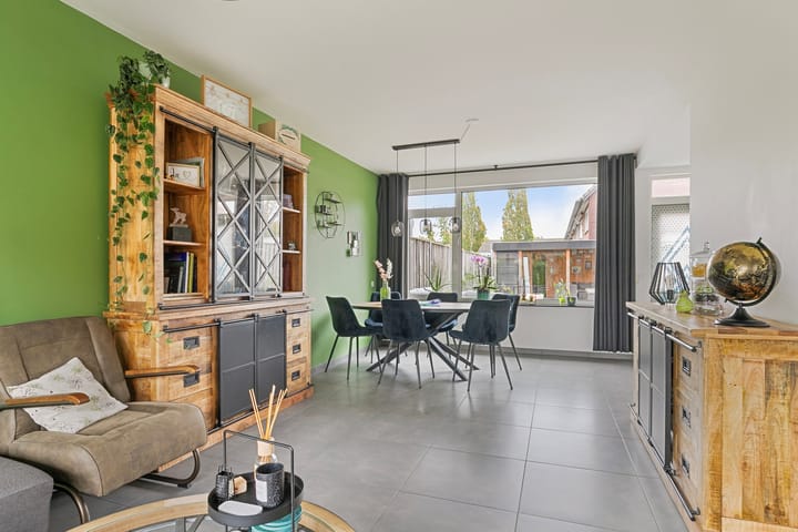 Foto 8 van Minister van Houtenstraat 12