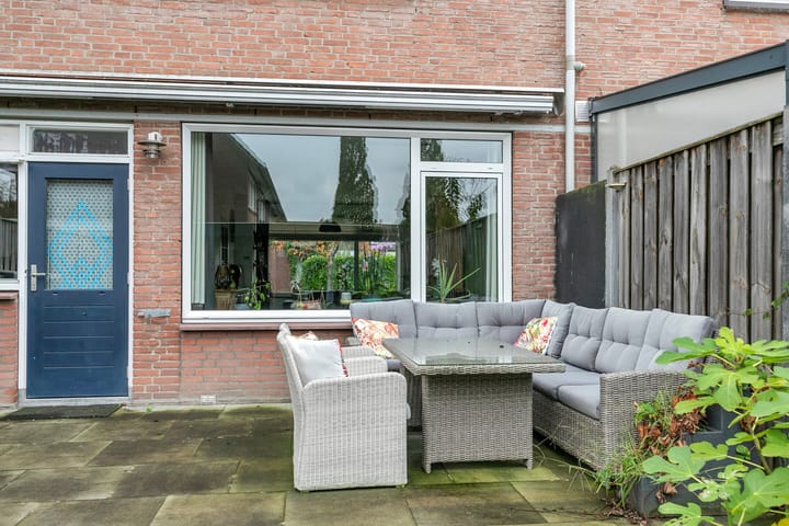 Foto 24 van Minister van Houtenstraat 12