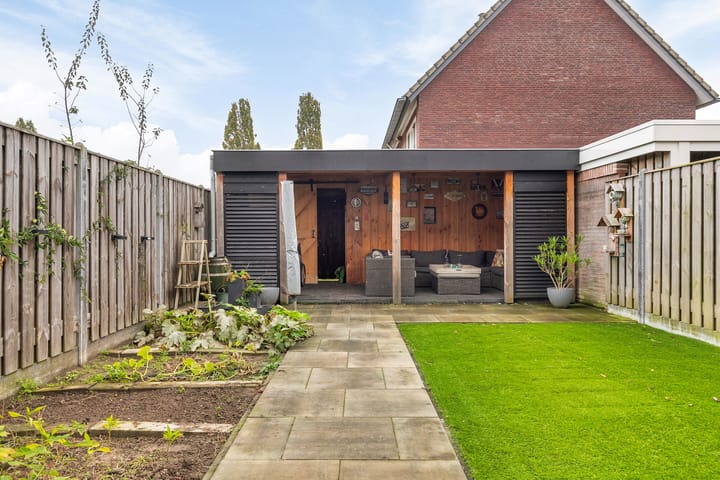 Foto 26 van Minister van Houtenstraat 12