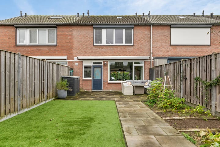 Foto 29 van Minister van Houtenstraat 12