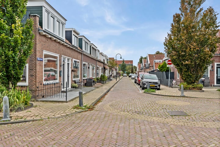 View photo 9 of Oranjestraat 1