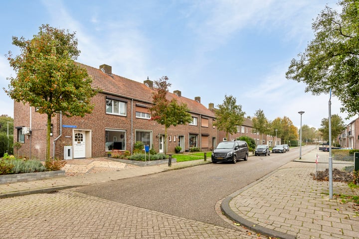 Bekijk foto 41 van Luytersteegstraat 1