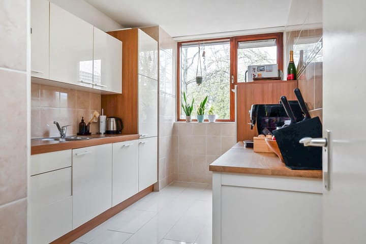 Foto 5 van Roland Holstlaan 994