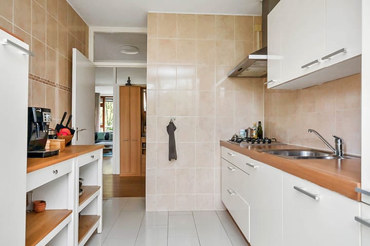 Foto 17 van Roland Holstlaan 994