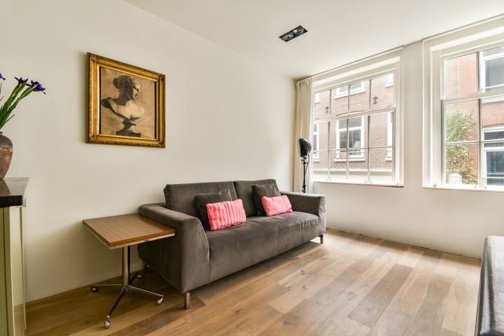 Photo 3 of Rapenburg 7-1