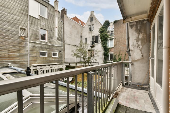 Photo 16 of Rapenburg 7-1