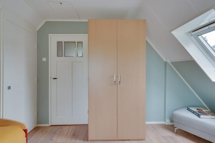 Foto 35 van Middenweg 11-A