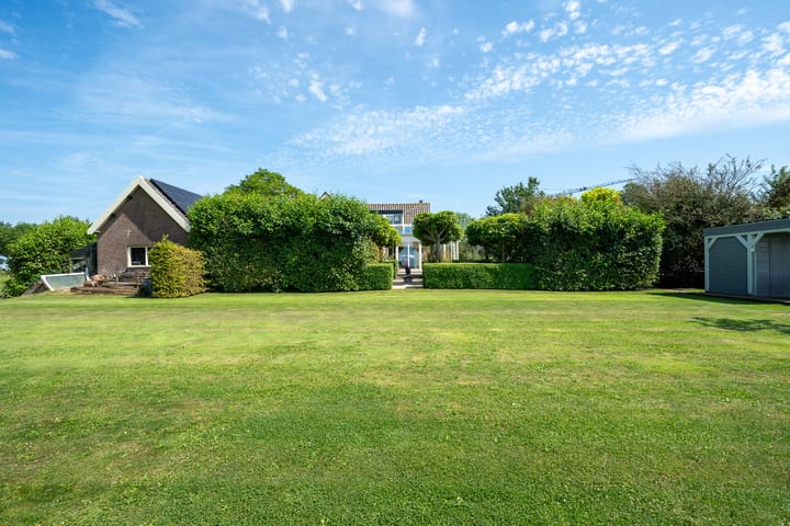 Foto 54 van Middenweg 11-A